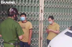 Hai thanh niên ra đường không cần thiết bị phạt 15 triệu đồng