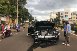 Pleiku: Truy bắt 2 nhóm đối tượng tông xe, nổ súng