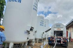 Bộ trưởng Bộ Y tế: 'Lập trạm oxy ngay để cứu F0 ở TPHCM'