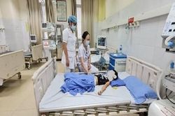 Bé trai 4 tuổi nguy kịch do uống nhầm thuốc...Methadone