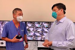 Bộ trưởng Y tế tán thành phương án tiêm ưu tiên vùng đỏ của Bình Dương