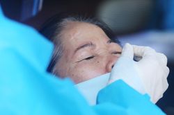 Hà Nội tiếp tục lấy mẫu xét nghiệm SARS-CoV-2 trên diện rộng, quyết 'truy lùng' hết F0