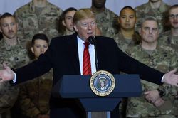 Ông Trump lý giải việc quân đội Afghanistan thua thảm trước Taliban