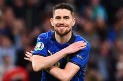 Jorginho: 'Sẽ là scandal lớn nếu tôi giành Quả bóng vàng, chứ không phải Messi'
