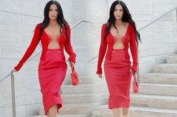 Megan Fox khoe 'núi đồi' với áo chỉ nối bằng sợi dây mỏng manh