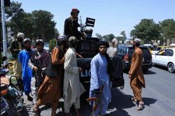 Taliban mừng Ngày Độc lập, xuất hiện lực lượng đối lập
