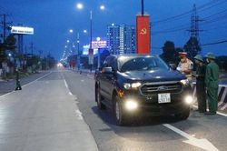 Bình Dương: Khóa chặt 11 phường 'vùng đỏ đậm đặc' có số ca F0 tăng cao