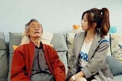 Cảm động cách ông bố gửi gắm con gái cho chàng rể tương lai