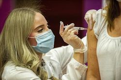 Di nguyện cuối cùng của một người từng phản đối tiêm vaccine ngừa COVID-19