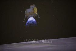 NASA tạm dừng hợp tác phát triển tàu đổ bộ Mặt Trăng với SpaceX