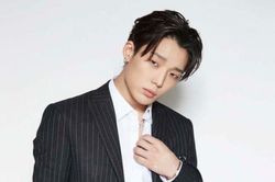 Bobby (iKon) đột ngột thông báo kết hôn và sắp có con
