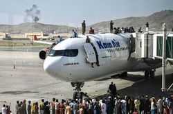 Hàng loạt nước đón người Afghanistan chạy trốn Taliban