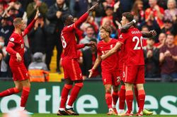 Salah vô duyên, Liverpool vẫn thắng dễ Burnley