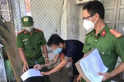 Bị phạt 4,5 triệu đồng vì đe dọa lực lượng chống dịch