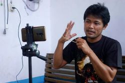 'Làng YouTube' của Indonesia mang lại hy vọng cho các ngôi sao địa phương