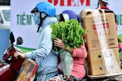 TPHCM đi chợ hộ cho toàn bộ người dân trên địa bàn, kể cả ở 'vùng xanh'