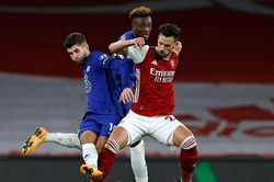 Arsenal - Chelsea: Đòi nợ các Pháo thủ