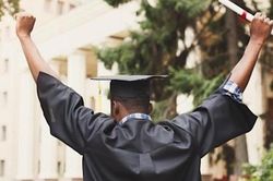 Một người quá sốc khi biết có 'phiên bản khác' của mình trả thay khoản nợ hồi sinh viên