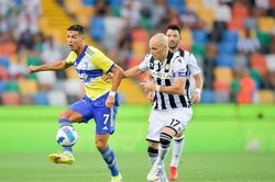 Juventus: Chuyện gì đang xảy ra với Ronaldo?