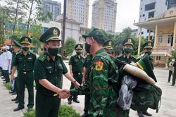 Quân y Biên phòng tăng cường hỗ trợ miền nam chống dịch