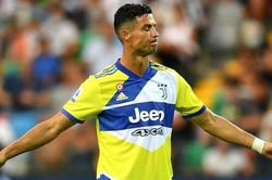 HLV Juventus cảnh báo Ronaldo và đồng đội sau trận hòa ở ngày khai màn Serie A