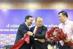 VFF bác tin HLV Park Hang-seo sang Thái Lan
