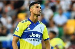 Ronaldo tẽn tò vì ăn mừng như vô địch bàn thắng hụt