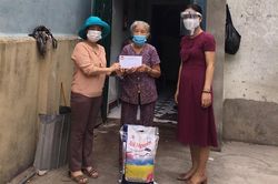 Ủy ban MTTQ Việt Nam các cấp hỗ trợ hàng nghìn suất quà cho người dân