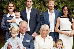 Thái độ cứng rắn của vợ Thái tử Charles khi vợ chồng Harry - Meghan liên tục nói xấu chồng
