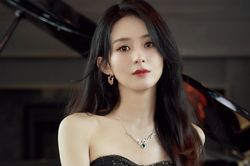 Văn phòng đại diện của Triệu Lệ Dĩnh bị cấm phát ngôn