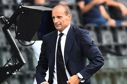Juventus khởi đầu thất vọng: Không có tuần trăng mật cho Allegri