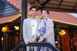 Chuyện những người mẹ là quản lý nghệ sĩ (Kỳ 2): Người mẹ 'tuyệt vời' của Ngọc Sơn