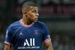 PSG sẵn sàng bán Mbappe, Real Madrid chuẩn bị đón 'bom tấn'