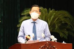 Tân Chủ tịch TP.HCM: TP lên kế hoạch mở cửa từng bước sau 15/9