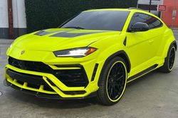 Ngôi sao bóng rổ Mỹ thay áo mới nổi bần bật cho siêu xe Lamborghini Urus