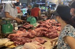 Giá heo hơi giảm sâu, thịt thành phẩm không chịu giảm: Ai đứng sau giữ giá?