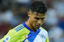 Ronaldo xin nghỉ sớm trong buổi tập của Juventus