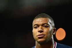 Mbappe 6 lần từ chối đề nghị của PSG, Real lập tức hỏi mua với giá không tưởng