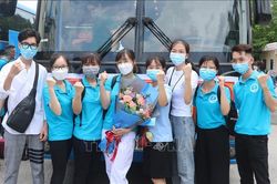Các đoàn tình nguyện tự tin lên đường hỗ trợ miền Nam chống dịch COVID-19