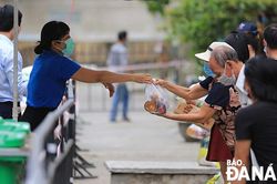 Người tổ trưởng tổ dân phố tốt bụng