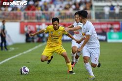 Bóng đá Đông Nam Á lao đao: V-League nối tiếp giải Lào