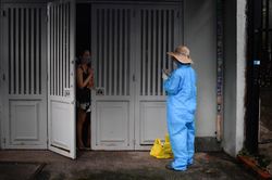 F0 dễ gặp nguy hiểm nếu không có người chăm sóc