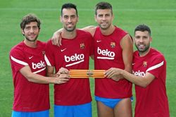 3 trong 4 đội trưởng Barca đồng ý giảm lương