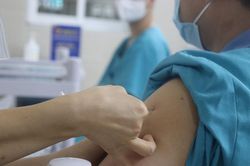 Không cần thiết phải test dị ứng trước khi tiêm vaccine