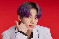 BTS tung ảnh vest trắng mới, ARMY 'phát cuồng' kêu rể nhà ai vào nhận đi này