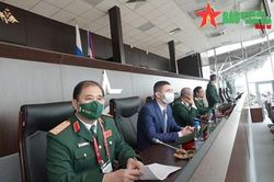 Trung tướng Phùng Sĩ Tấn tới theo dõi, chỉ đạo, động viên Đội tuyển Xe tăng thi đấu