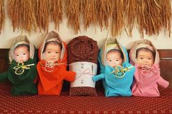 Người Nhật tặng nhau 'em bé gạo' để thỏa nỗi nhớ con cháu trong mùa dịch
