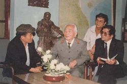 Nhà thơ Anh Ngọc và bài thơ 'Vị tướng già'