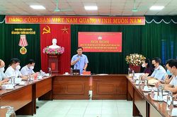 Giám sát việc tiếp công dân và giải quyết chế độ, chính sách