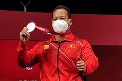 Lê Văn Công giành HCB Paralympic khi đang chấn thương nặng
